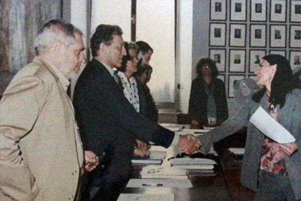 Chiara Comastri Storia